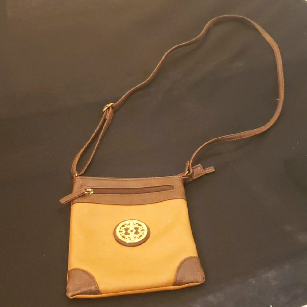Cross body bag